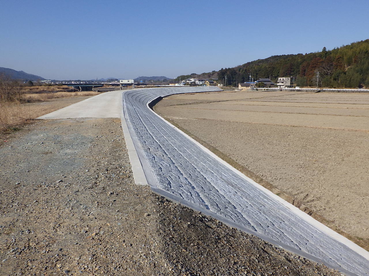 平成31年度総流防（河川）第Ａ81-02分0001号一級河川五十鈴川河川改修（堤防強化対策）工事(5)